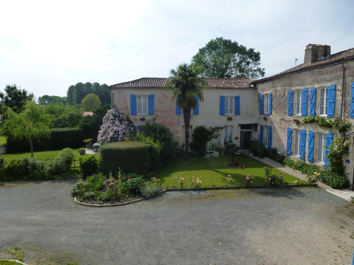 Le Logis De Faugerit Bed & Breakfast Frontenay-Rohan-Rohan Bagian luar foto