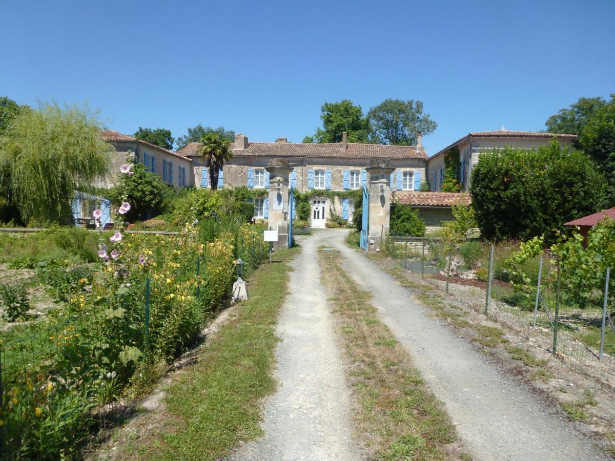 Le Logis De Faugerit Bed & Breakfast Frontenay-Rohan-Rohan Bagian luar foto