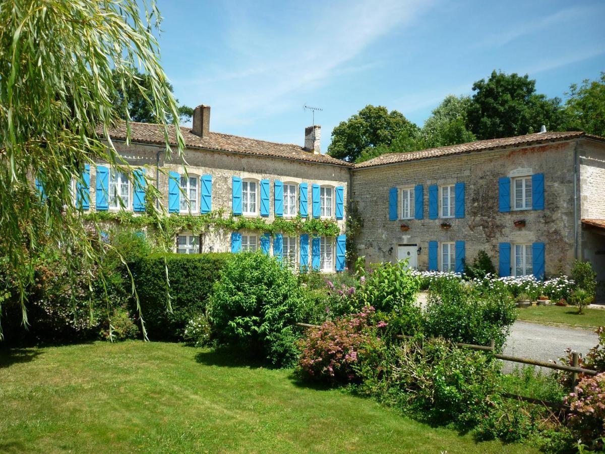 Le Logis De Faugerit Bed & Breakfast Frontenay-Rohan-Rohan Bagian luar foto